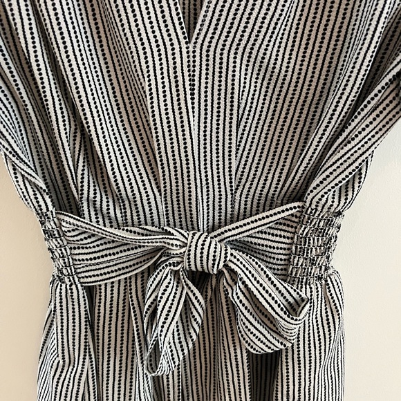 Max Studio black and white top - Picture 4 of 5